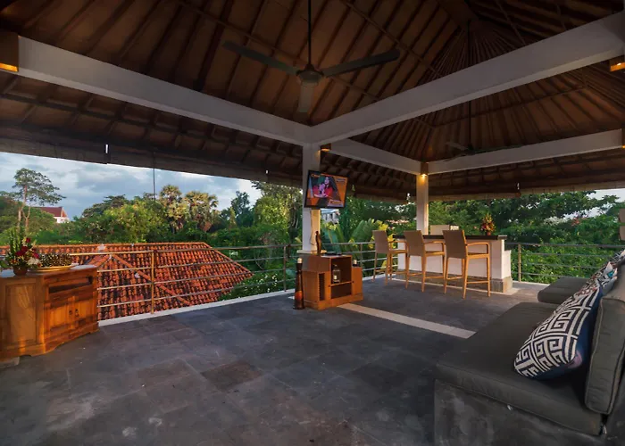 Georgina Estate Villa *